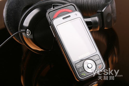 ��սN81������˫�򻬸������콢i450ͼ��