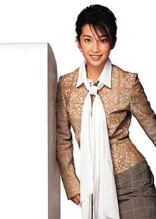 从白发魔女到旗袍美人看李冰冰72变