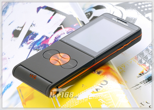 复古翻盖重生索爱独特音乐机W350评测(2)