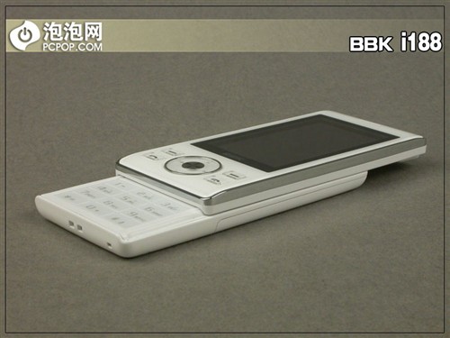 16:9宽屏诱惑步步高滑盖音乐i188评测(2)