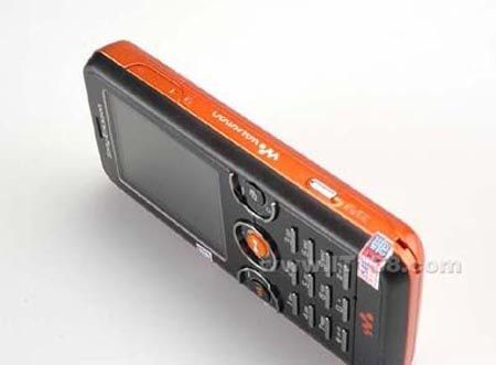 性价比高索爱音乐机W610i不到1000