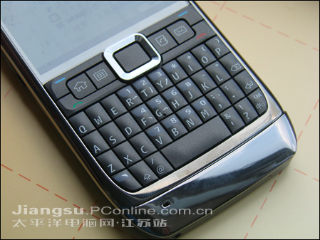诺基亚商务机皇大跳水 E71售价直逼3K_手机