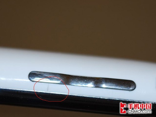 3GiPhone曝严重问题塑料外壳无故开裂