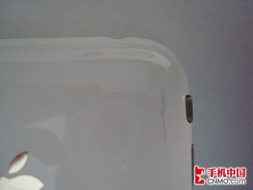 3GiPhone曝严重问题塑料外壳无故开裂