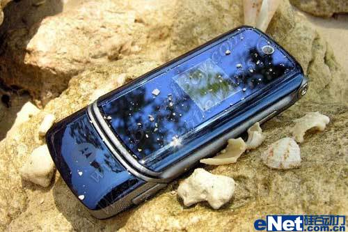 蓝色金丝雀 摩托罗拉K1最新售1499_手机