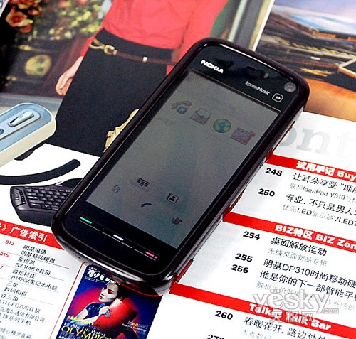诺基亚触控手机5800港版到货售价暴跌千元