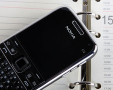 ȫ�������ܺ�ɫŵ����E72�л��ٽ�200