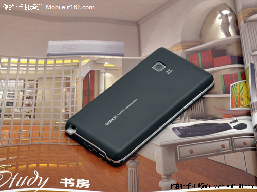 首款MTK智能+WM6.5双卡技嘉S1205评测