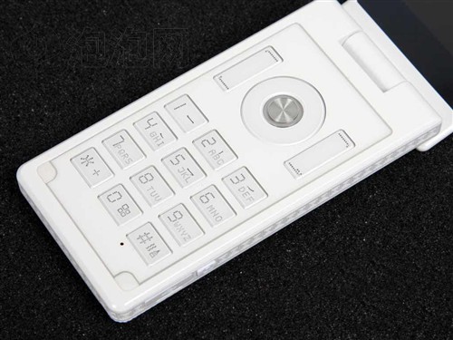 步步高青花瓷手机大减价 仅售1180元_手机