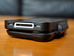 350元拿走iPhone4专用蓝牙全键盘开卖