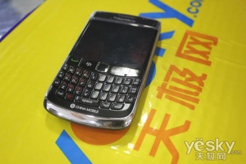 实体按键更踏实 六款热卖带键盘智能机推荐_手机