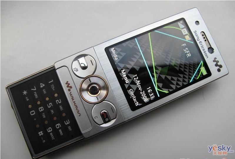 鿴ᰮ W715 һͼ