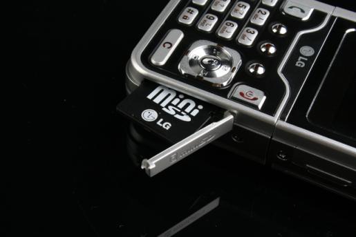 点击查看：LG C960 下一张清晰大图