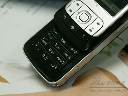 ����鿴��ŵ���� 6110Navigator ��һ��������ͼ