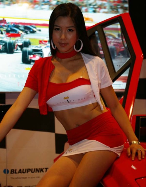 ���ǿ���Ů���䶬���ѵ�����MM��ˬӾװ