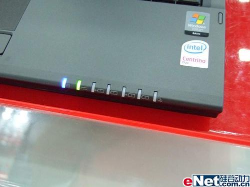 13.3Ӣ��DVD˫���¼��ʿͨS6410����