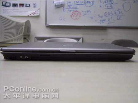 ���ն��ԱʼǱ�Compaq6520s��6399Ԫ