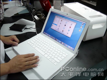 ƻ���ʼǱ�MacBookMB061��8980Ԫ