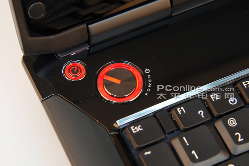 12�羫��С�ܳ����Ferrari1100ͼ��