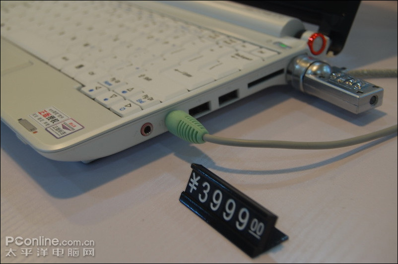 PK��PC�곞AspireOne����Я120G�ʼǱ����ͼ۽�2K8��