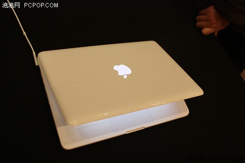 新款MacBook登场!苹果冬季新品发布会_笔记本