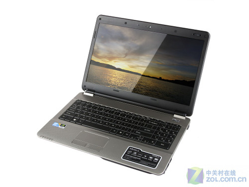 神舟优雅a550-i3在外观模具上和我们之前评测的a550-i5和a550-i7是