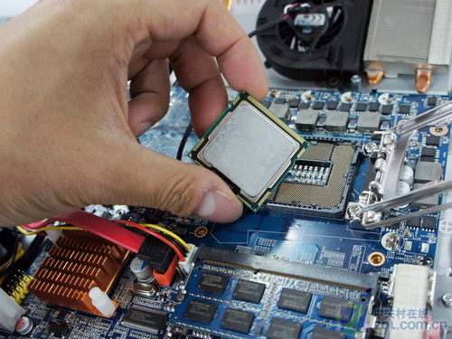 编辑告诉你 全新一体电脑DIY全记录_台式机