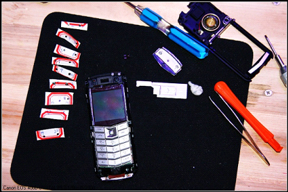 揭密Vertu天价手机黑幕 消费者拜倒维修屠刀