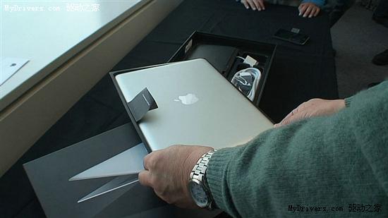 苹果超薄本MacBookAir开箱图赏