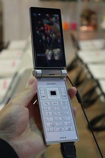 通信展十大最具看点手机一览(组图)(2)