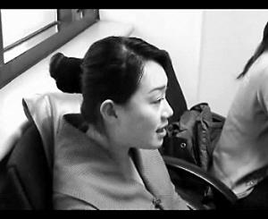 女大学生黄静代理人今天向中消协投诉华硕