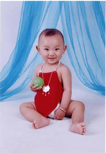 星光熠熠宝宝秀第13期:大眼小美女(图)