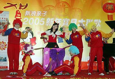 图文：开场热舞