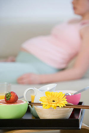 减轻早孕反应的几点饮食建议_营养