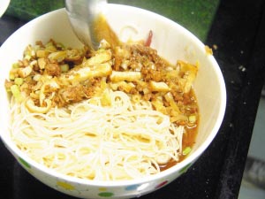 点击图片进入下一页