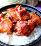 鼦