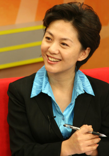 央视名主持海霞:每年我都会认真研读诗歌