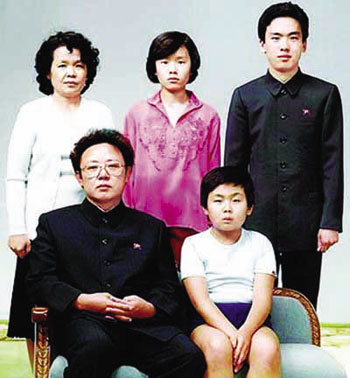 朝鲜第一家庭：金正日珍贵家庭照曝光(图)