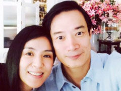 杨采妮和老公亲密自拍