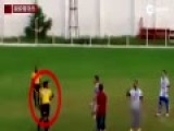 惊呆！巴西足球赛裁判遭球员踢打拔出手枪