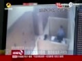 湖南14岁女孩遭吸毒男囚禁殴打性侵 已怀孕一月