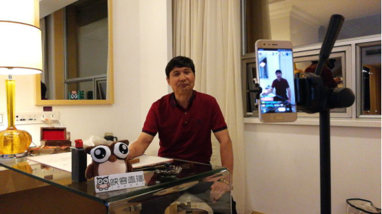 和小朋友画廊一样温暖的故事是映客用直播传递