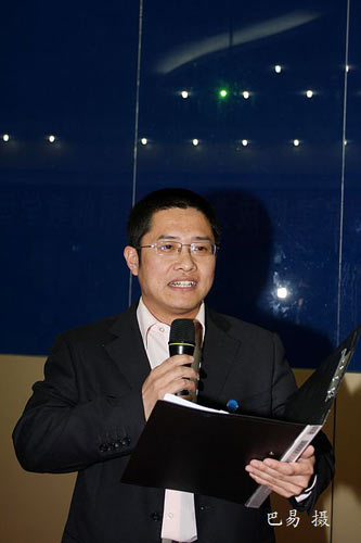 第二届大学生诗歌朗诵艺术节在洛阳举行(组图)