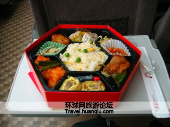 1 日本火车盒饭太奢华了(组图)