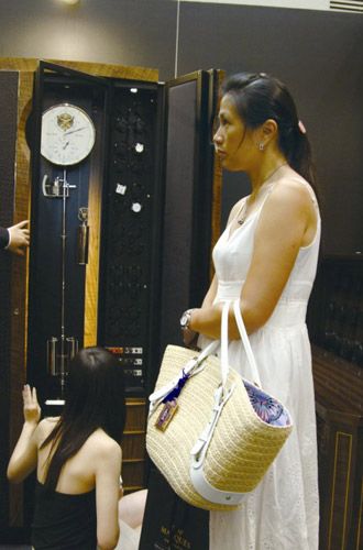 资深导游眼里的苏式购买力。 资深导游眼里的苏式购买力。