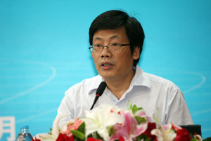 中央财经大学副校长史建平宣布共识