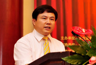 南京报业集团总经理匡导球先生致欢迎辞