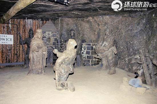 矿工向金卡公主献盐的盐雕 矿工向金卡公主献盐的盐雕