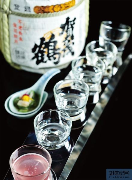 清酒杯和酒具也很重要 清酒杯和酒具也很重要