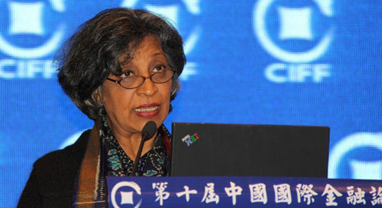 亚洲开发银行副行长叻莎蜜